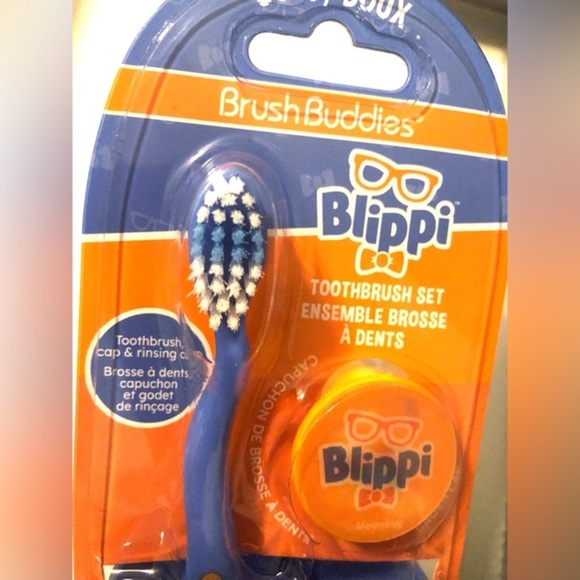 Blippi 3pc brush‎ buddies soft ergonomic toothbrush, cap & rinsing cup set new - Picture 5 of 8